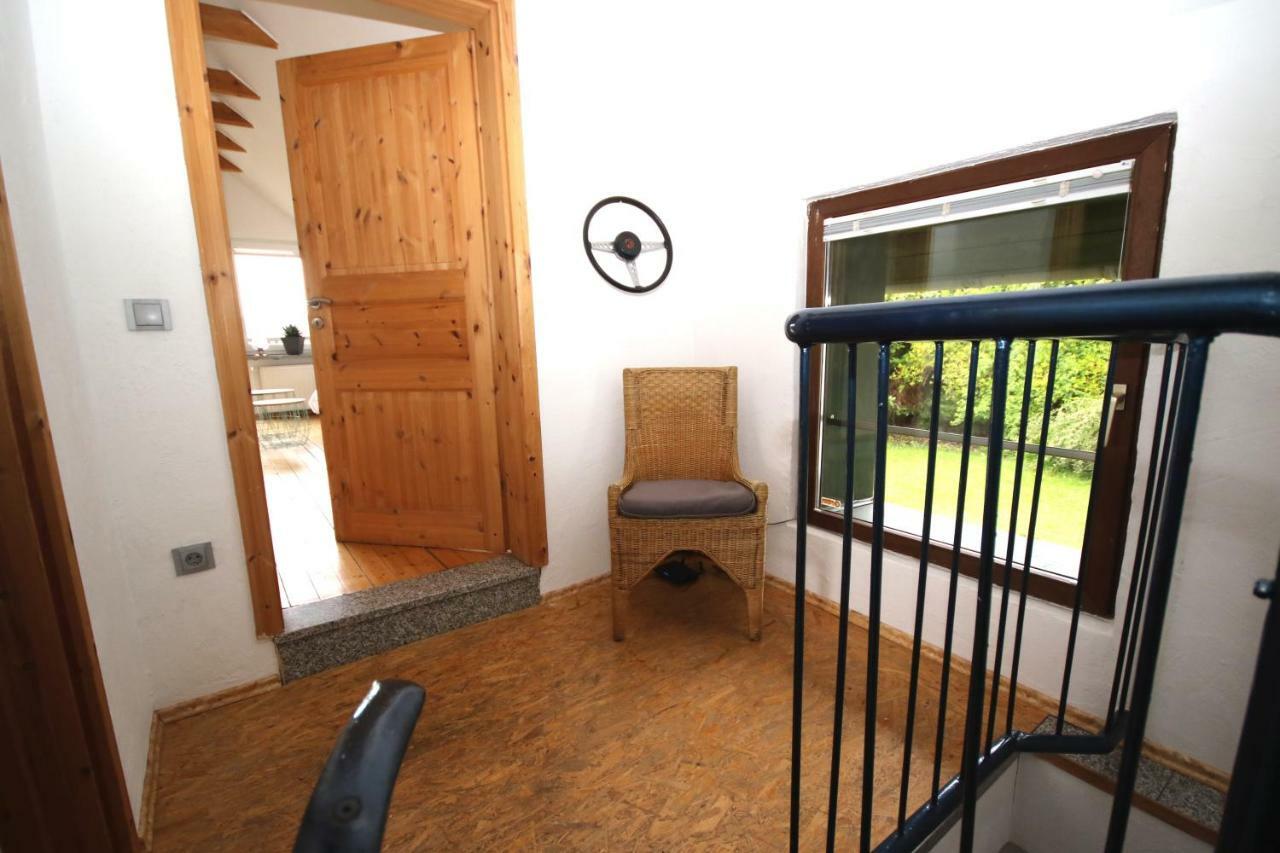Kleines Haus Mitten In Der Natur Mit Eigener Terrasse Und Sonnenbalkon Halver Exterior foto