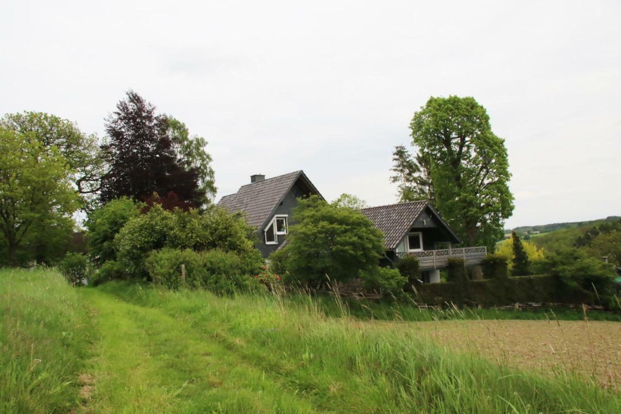 Kleines Haus Mitten In Der Natur Mit Eigener Terrasse Und Sonnenbalkon Halver Exterior foto